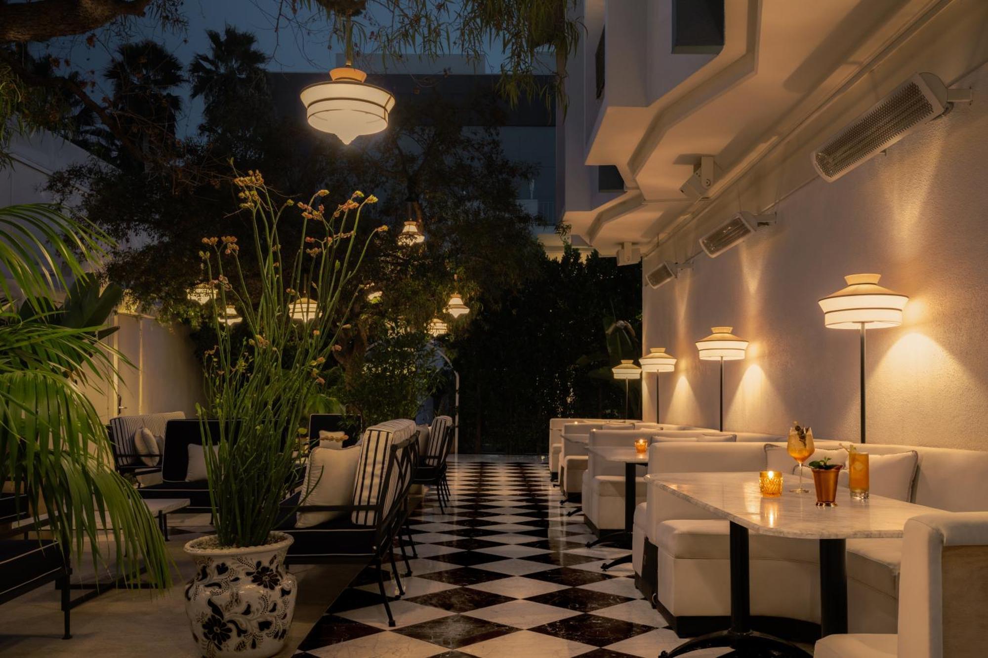 Short Stories 3* Los Angeles